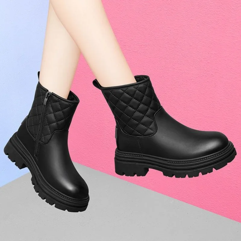 جلد مقاوم للماء مكتنزة المرأة أحذية الثلوج الشتاء الصوف مبطن الجوارب الاتجاه 2025 بيع موضة أفخم الدافئة الفاخرة السيدات الأحذية