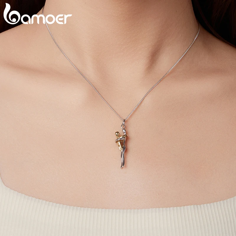 Bamoer 100% 925 Sterling Silver Hug Pendant Necklace Two-Toned Love Friendship Mom Child Embrace Family Anniversary Jewelry Gift