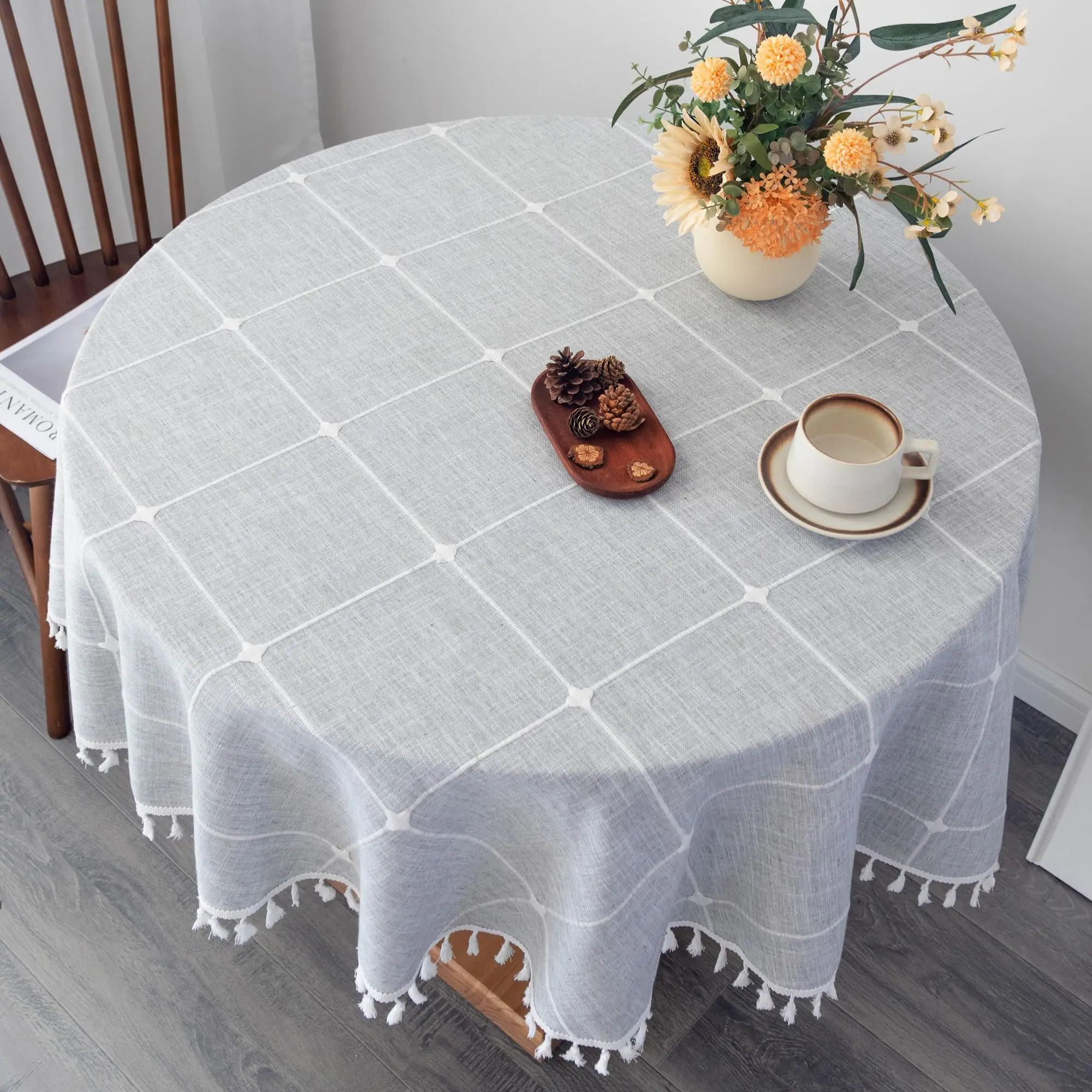 Cotton Linen Round Tablecloth, Boho Washable Plaid Table Cover with Tassels Farmhouse Rustic Table Cloths for Party Wedding 2