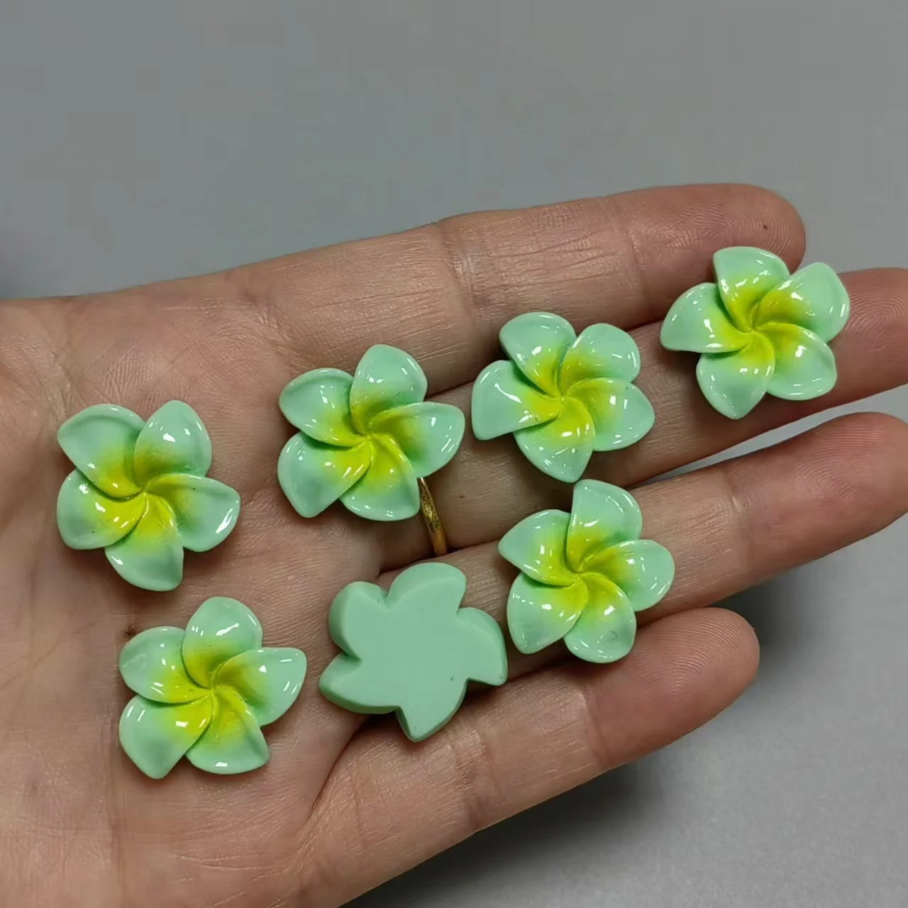 10 قطعة الراتنج الطازج الوردي الوردي الأبيض خمسة البتلة زهرة DIY بها بنفسك اكسسوارات غير المرغوب فيه جراب هاتف طويل مسمار الفن الديكور السحر Crafts بها بنفسك الحرف #3