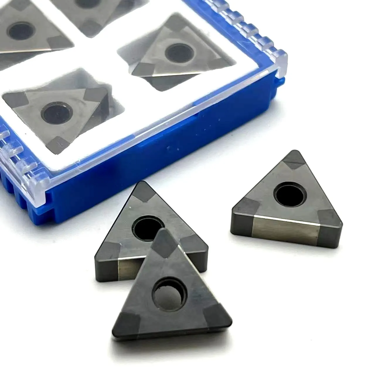Inserto diamantato CBN TNMG160404 TNMG160408 CBN nitruro di boro cubico acciaio temprato superduro utensile per tornitura di precisione CNC