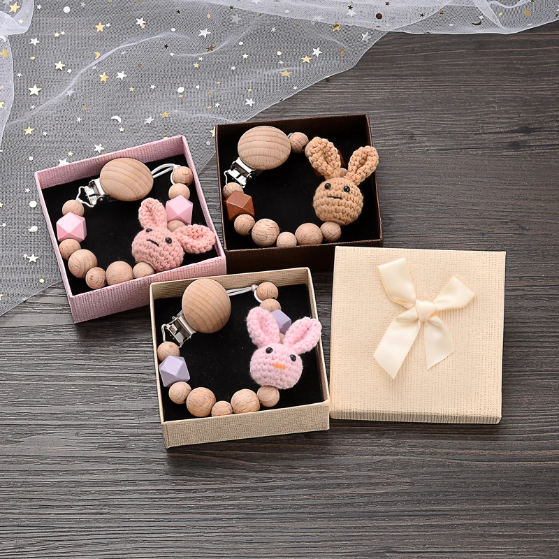 Gift Boxed Baby Beech Wood Pacifier Clips Handmade Crochet Cartoon Rabbit Nipple Chain DIY Infant Anti-Drop Dummy Holder Chain