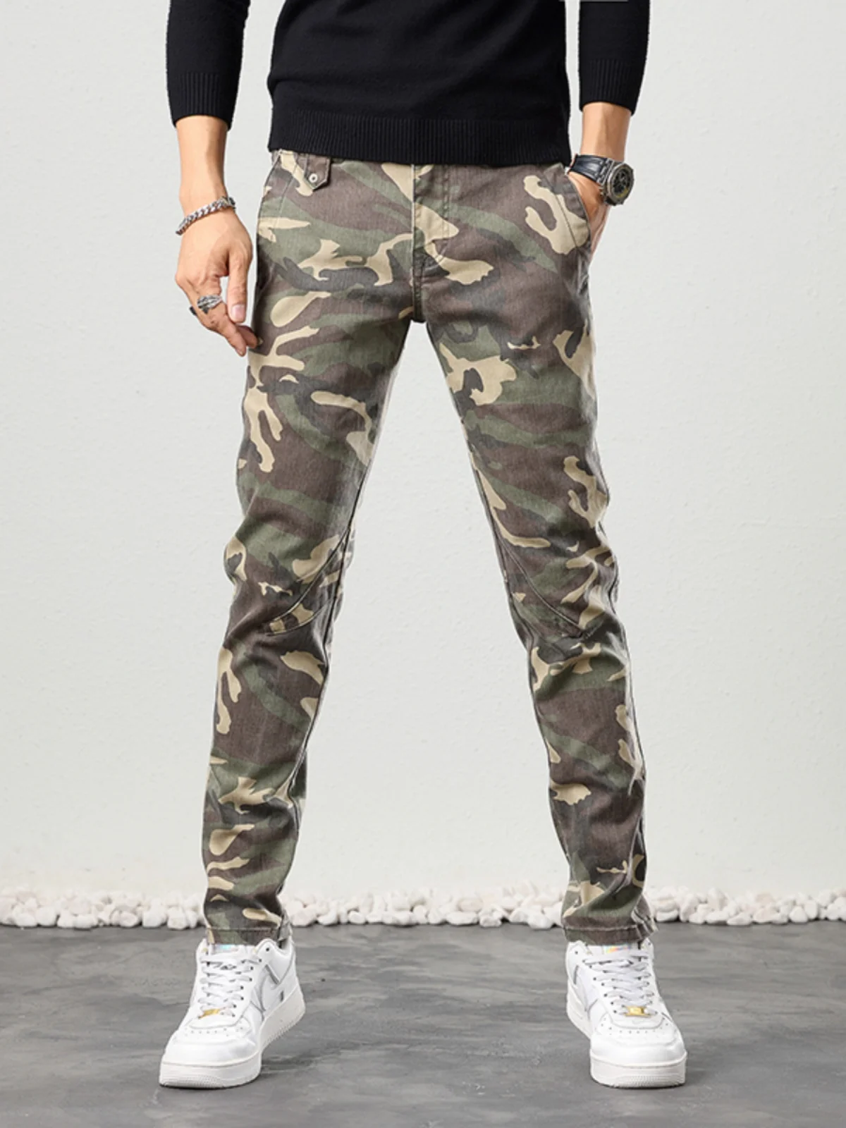 

Весенне-осенние высококачественные камуфляжные рабочие джинсы для мужчин: модные, приталенные, прямые, с индивидуальным дизайном, в стиле пэчворк, повседневные, мотоциклетные, длинные брюки