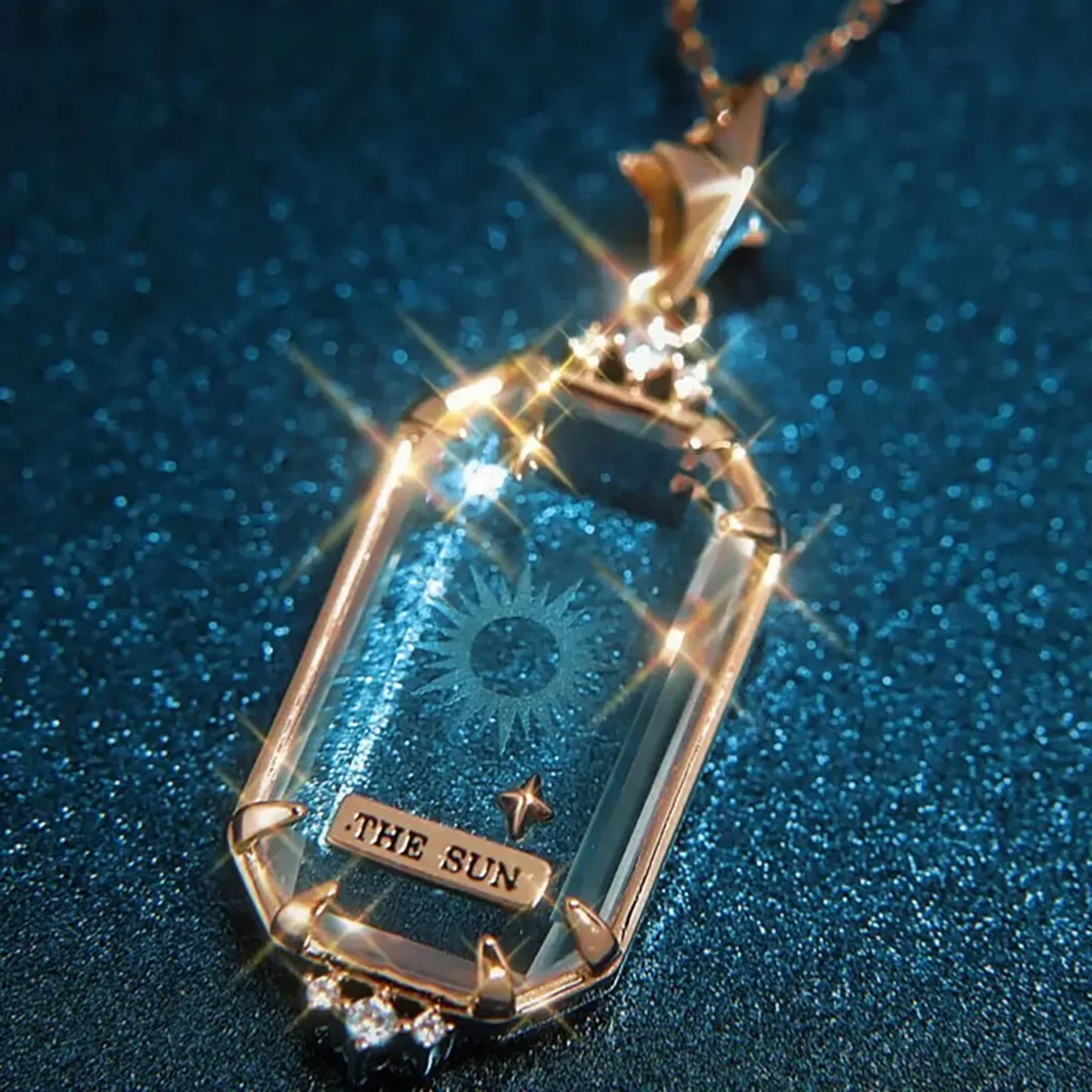 Astrology Tarot Card Necklace for Women Men Creative Sun Fortune Telling Card Divination Magic Amulet Good Luck Necklace
