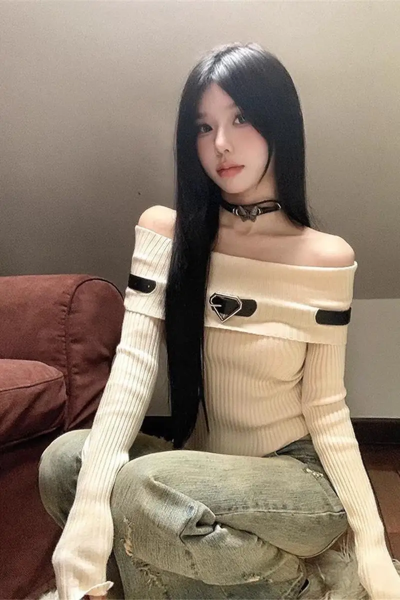 

Pure Desire Off Shoulder Sweater for Women Autumn Winter Long Sleeve Hot Girl American Style Slim Base Top Elegant Inner Wear