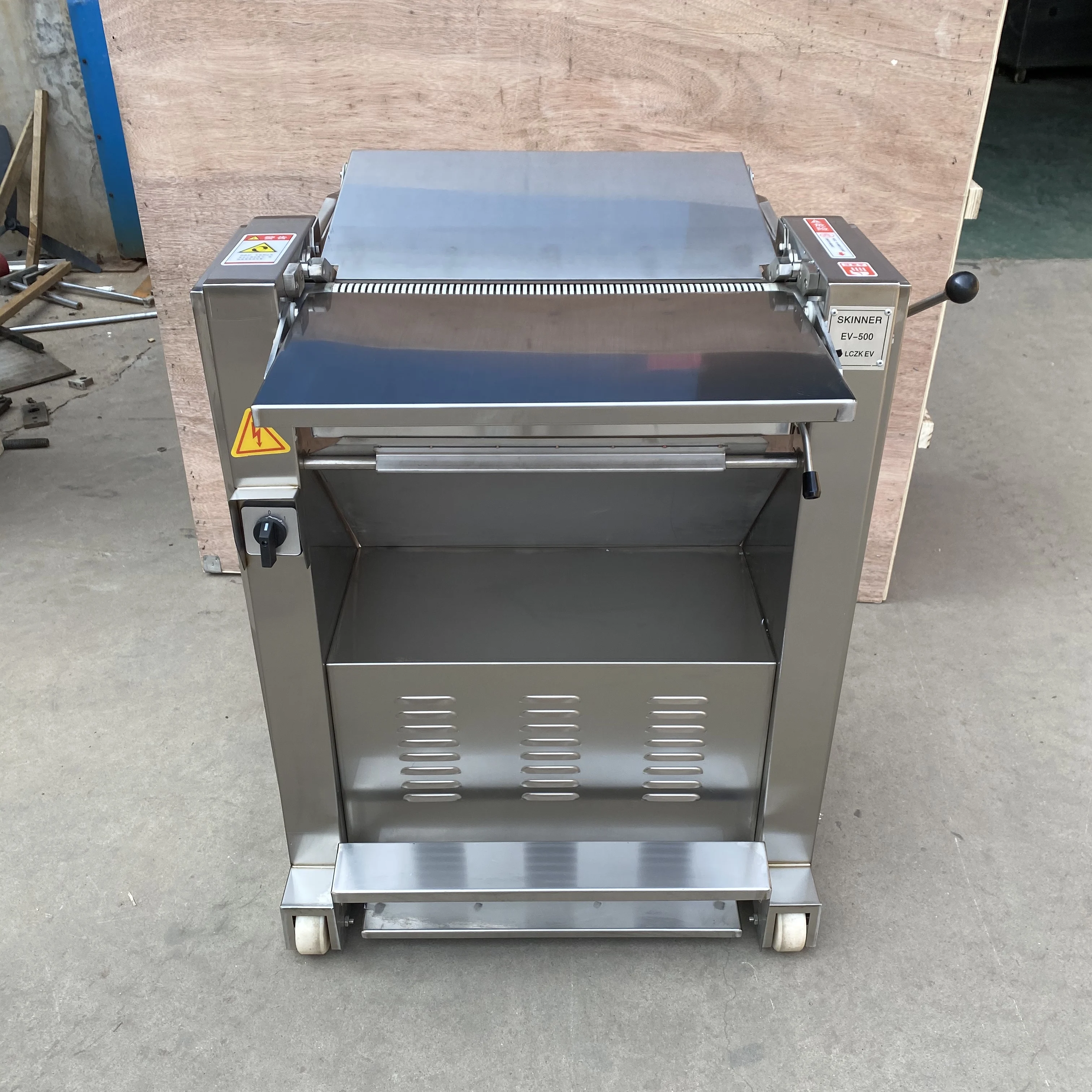 Household Small Pork Automatic Peeling Machine Equipment Fresh Meat Cutting Machine With Adjustable Specifications