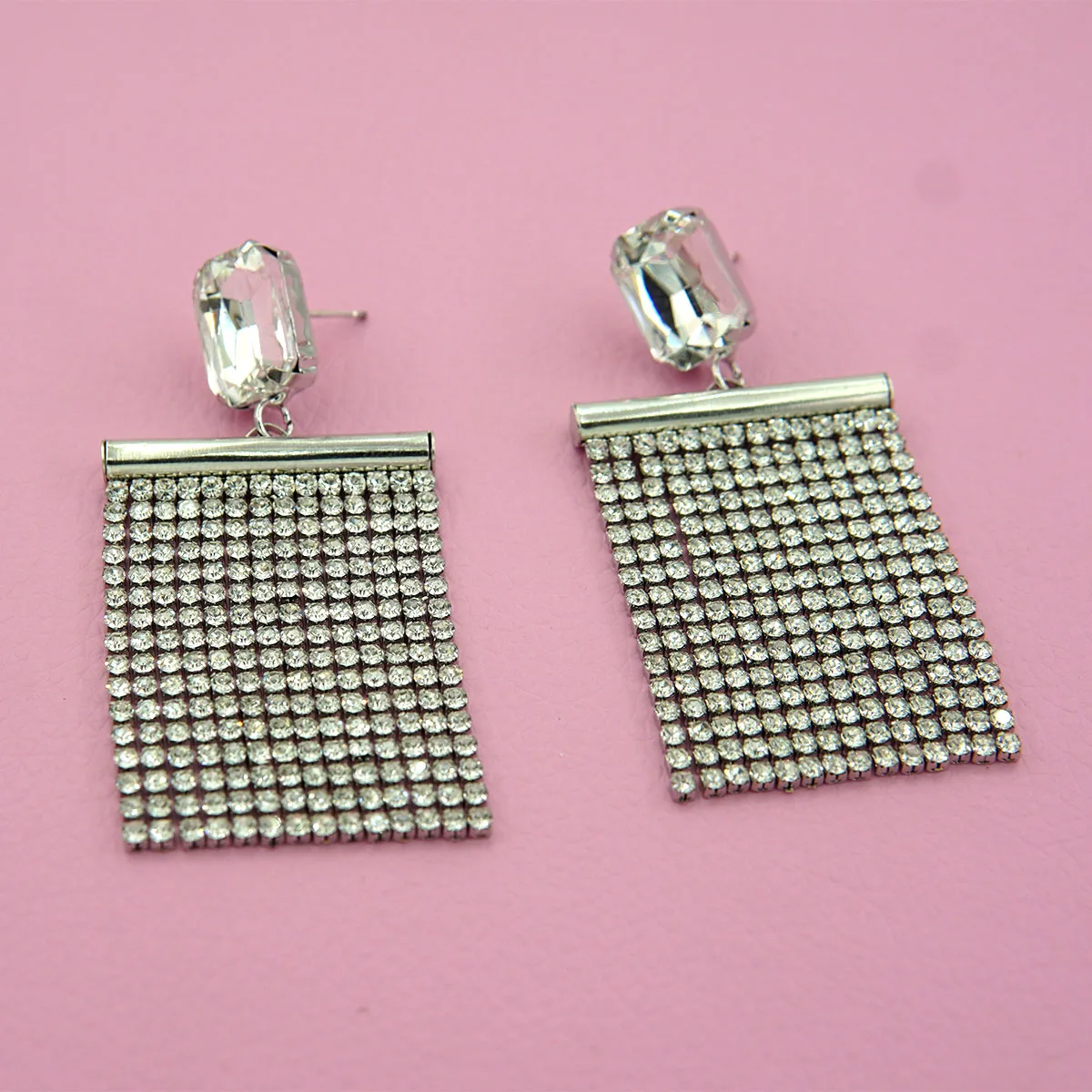 Новые Геометрические Квадратные хрустальные висячие серьги, цветные длинные висячие серьги с кисточками, женские модные украшения A585