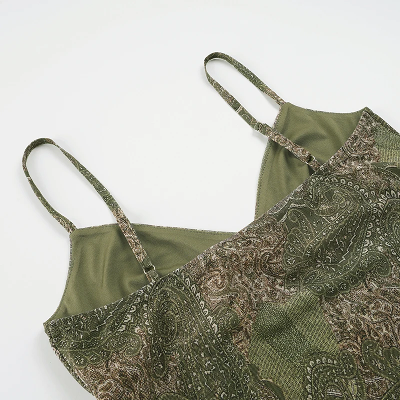 SUCHCUTE Fairycore Y2K Damen Cami-Top mit Blumenmuster, Spitzen-Patchwork, Asymmetrischem Saum, Spaghettiträgern, Schlankem Schnitt, Ärmellos, Streetwear Cami – Detail 6