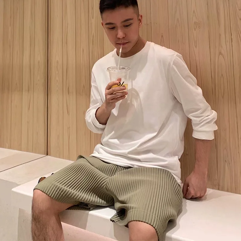 Miyake Summer Men's Shorts 2025 New Folded Trendy Casual Pleated Five-Point Pants Large Size Premium Pleats Thin Men's Pants
