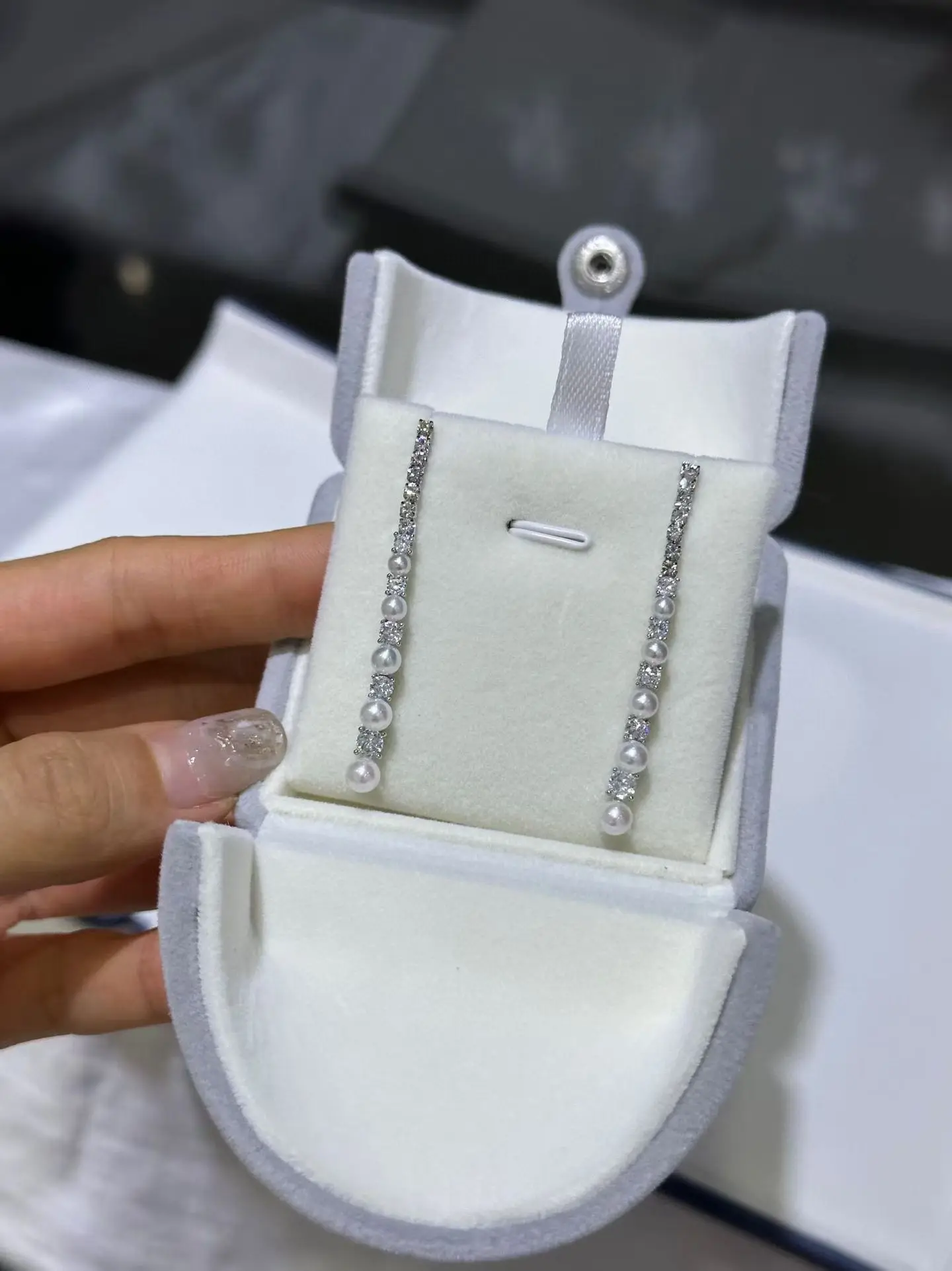 

Certificate 925 Silver Natural Freshwater Zircon Ear Drop Dangles Aurora Luster 3-4mm Long Tassel Threader Earring Fine Jewelry