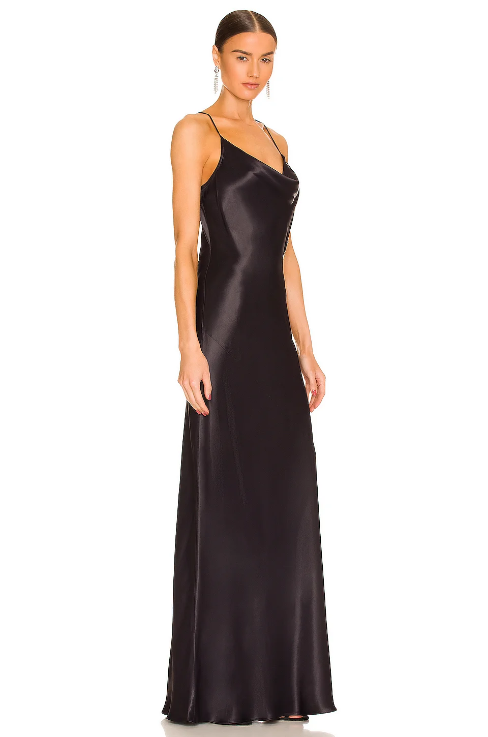 فستان سهرة مخصص عالي الجودة بحمالات سوداء رفيعة بطول الأرض بدون أكمام على شكل حرف a Abiye Uzun Elbise Modelleri