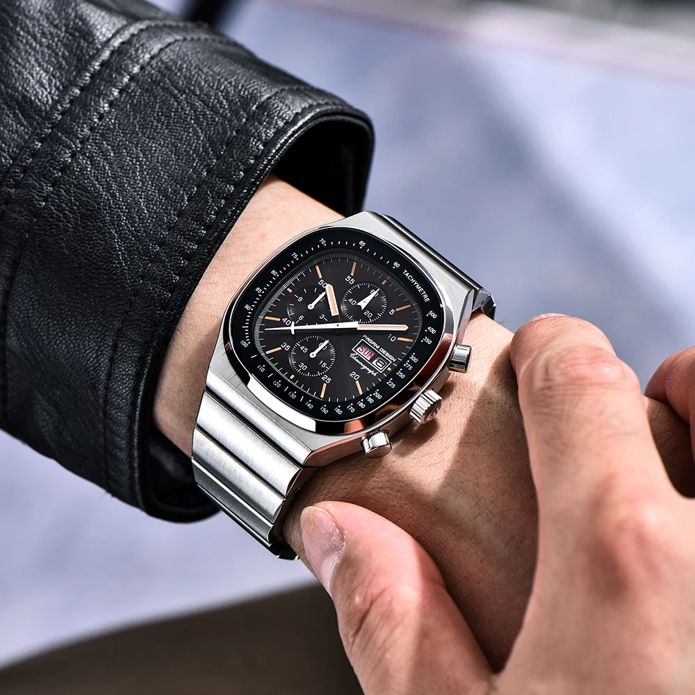 Men's 40mm Quartz Watch with Sapphire and Waterproof Features