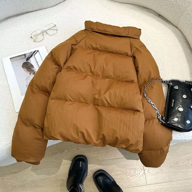 신상 숏 패딩 재킷 여성 겨울 디자인 감각 스타일 루즈한 스탠드업 칼라 따뜻함 두꺼운 패딩 트렌디