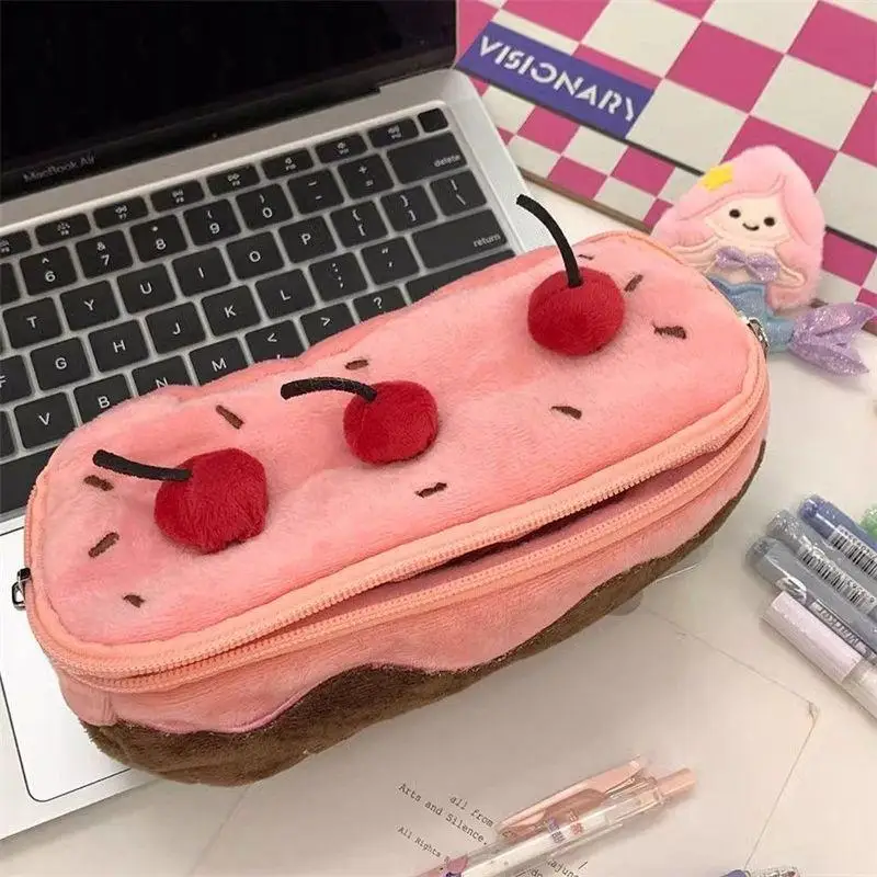 Niedliche Bleistifttasche aus Plüsch, Kirschkuchen-Federmäppchen, großes Fassungsvermögen, Kawaii-Bleistiftetui für Mädchen und Kinder, Geschenk für den Schulanfang