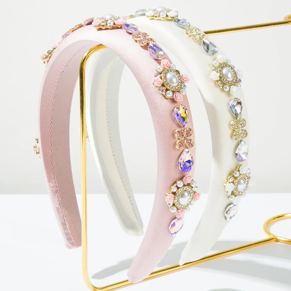 

Baroque Crystal Rhinestone Headbands Flower Padded Hairbands for Women Girls Pearl Colorful Bead Embellished Headbands Bejewelle