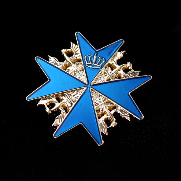 Wholesale of New Popular Metal Electroplated Gold Crown Beauty Head Dotted Paint Medal Breast Pins Dripping Oil Pins