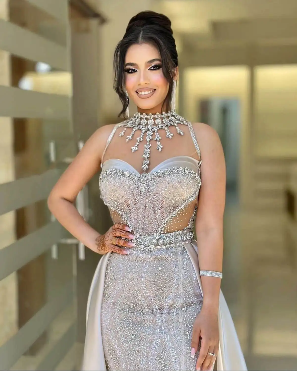 فساتين حفلة موسيقية أنيقة عربية Aso Ebi حمراء حورية البحر ، كريستال لامع ، رقبة شفافة ، حفلة رسمية مسائية ، استقبال ثان ، ملابس عيد ميلاد