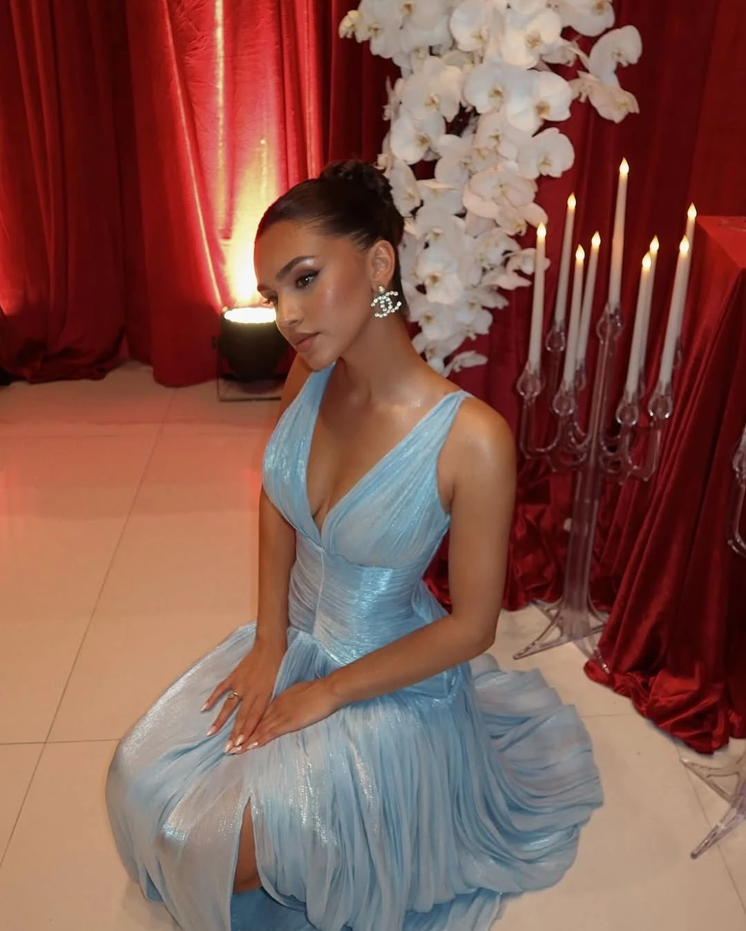Eightale 2025 Abito da sera sexy con scollo a V pieghe azzurro per la festa nuziale Abito da ballo arabo saudita Abito da festa Dubai personalizzato