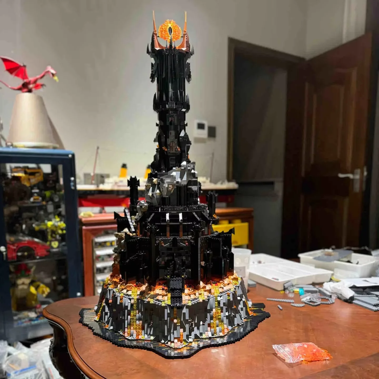 IN STOCK 2024 NEW Icons 10333 Black Tower Dark Model Building Blocks Kit Bricks Toy for Kids Adult Birthday Gifts 5471 piece image 5