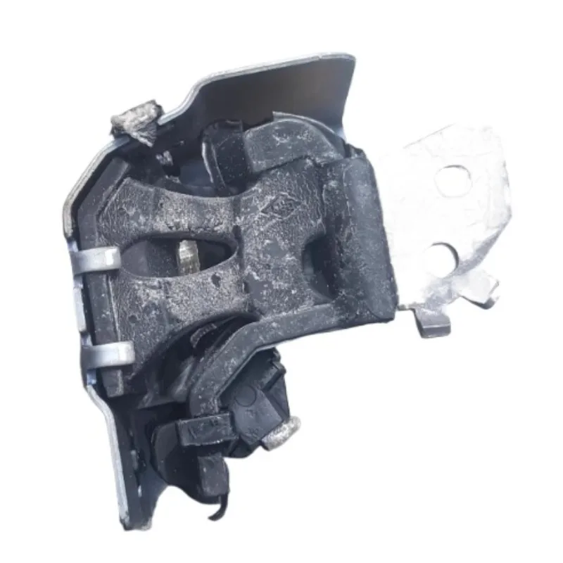 Exhaust Pipe Hanging Ear Rubber Foot Pad Muffler Bracket for Renault Scenic Megane 2003 2004 2005 2006 2007 Metal Auto Part