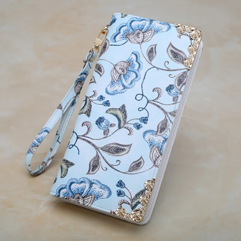 Ladies' wallet, long floral zipper, large capacity, mobile phone storage, multi-functional, versatile hand-held wallet