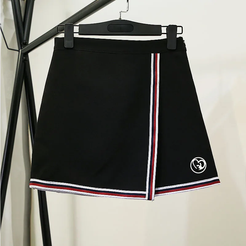 2024 Frühling Sommer koreanischen Rock Shorts Frauen mittlere Taille sexy Minirock Schule kurze Falten bewegung Rock weiblich