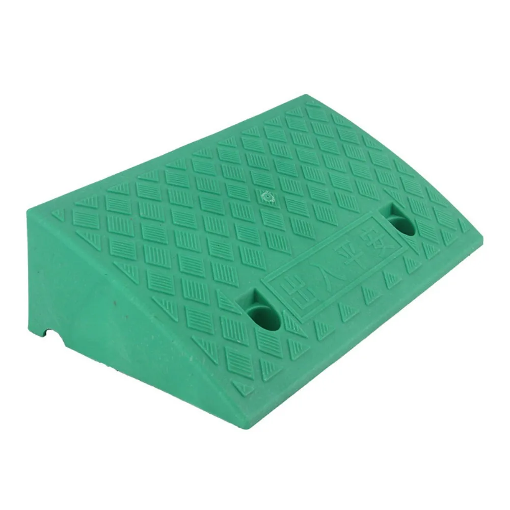 Steps, Slope Pad, Road Car Uphill Threshold, Plastic Speed Bump, Triangular Pad