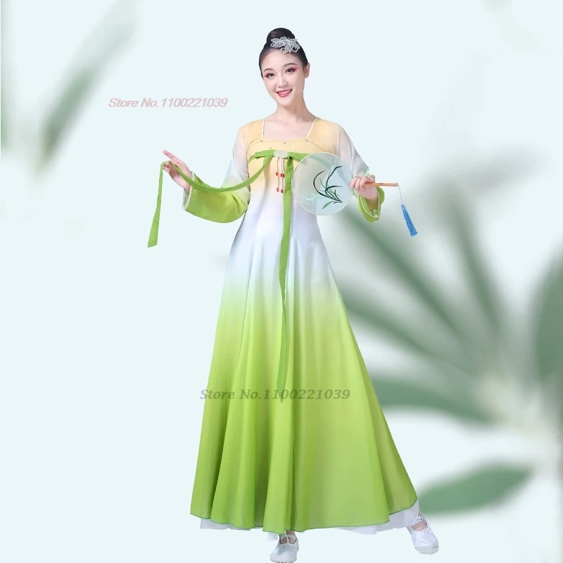 Chiński strój taneczny vintage z 2025 roku, narodowy gradient kolorów, szyfonowa sukienka hanfu, tradycyjna sukienka ruqun na występy sceniczne, ludowa.