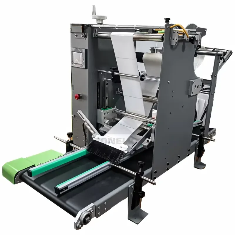 Multifunctional Flat Labeling Machine, Single Side Automatic Labeler with Conveyor, Suitable for Flat Bottles, Boxes and Bags