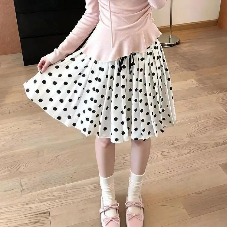 Vintage White Polka Dot Pleated Skirt Women 2026 Summer Korean New Streetwear High-waisted A-word Thin Five-point Women Skirt