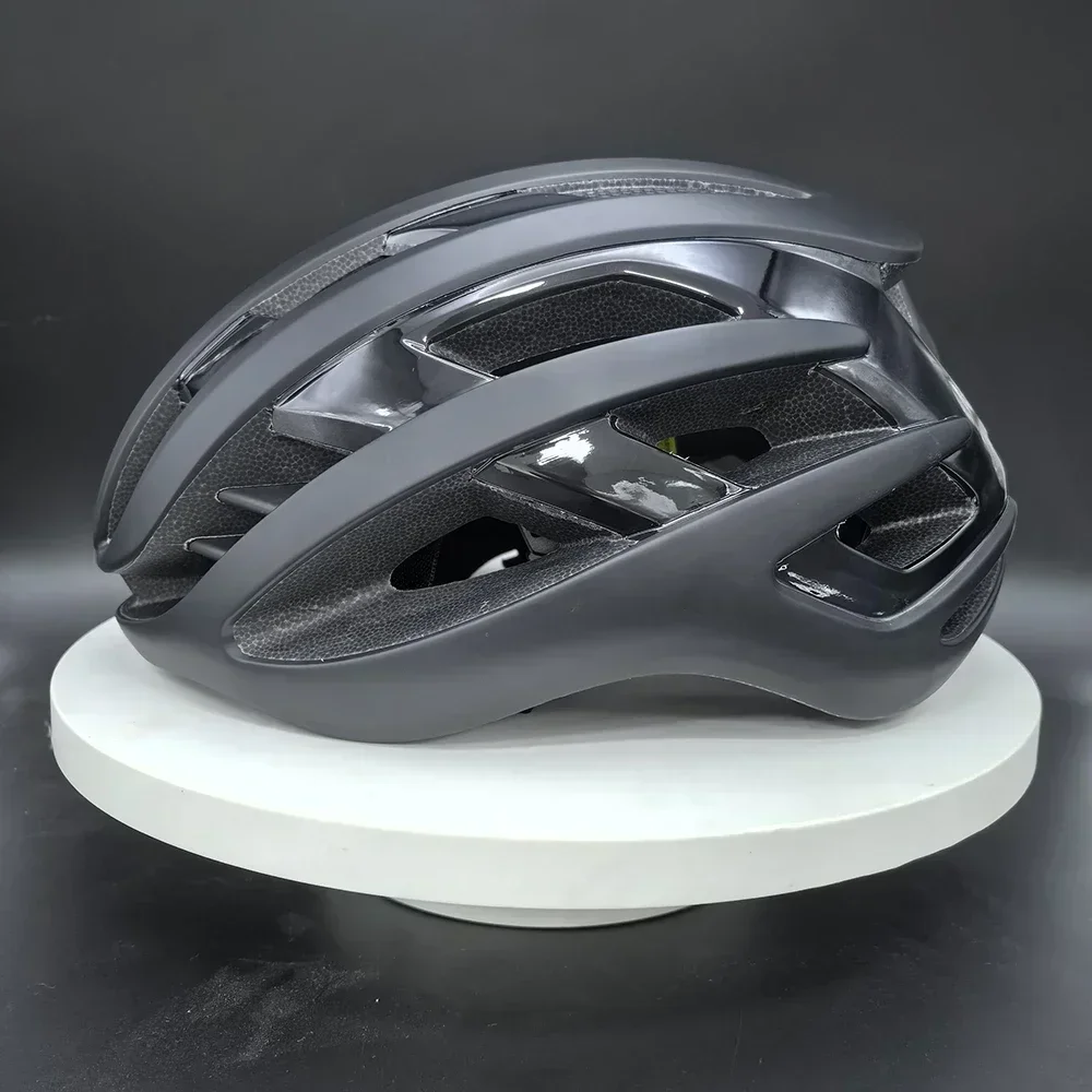 

Aero MTB Safety Racing Велоспорт Полый дышащий шлем для верховой езды Открытый мотоцикл Велосипед Унисекс Спортивный защитный шлем