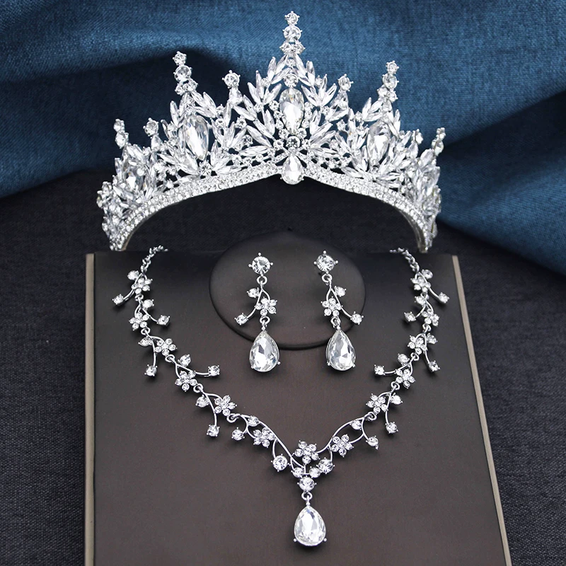 Diademi e corone barocchi Confezione da 3 set di corone nuziali da principessa e orecchini per collane per feste di compleanno, bigiotteria da sposa