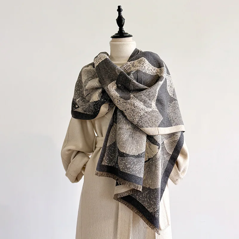 

Новый универсальный двусторонний шарф из кашемира с эффектом цветового блока, вдохновленный природой, осень-зима 2026, с узором гинкго — Премиум-класс