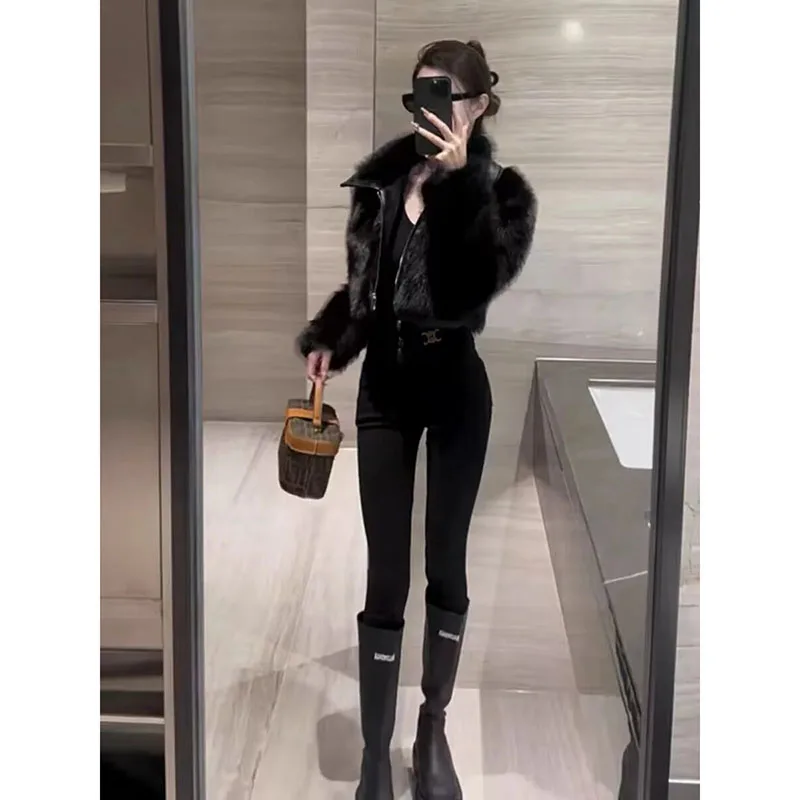 2026 Autumn Winter New Women's Motorcycle Wind Spice Coat Sweet Cool Fashion Short Jacket Female Imitation Fox Fur Overwear