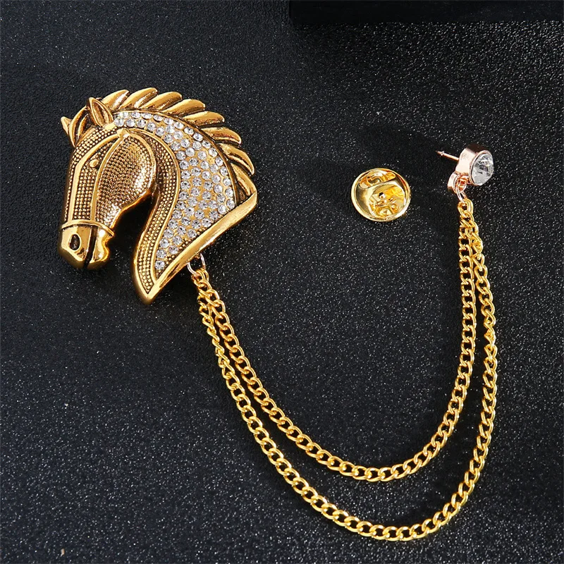 New Arrival Horse Shaped Brooch Animal Rhinestone Tassel Chain Lapel Pins Men's Shirt Collar Exquisite Fashion Accessory