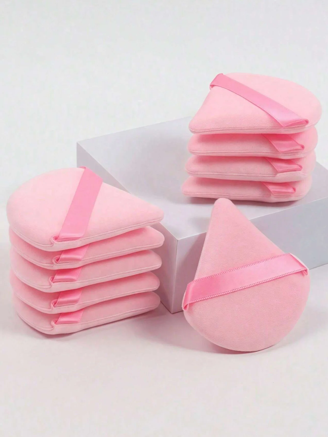 20 قطعة من خليطات المكياج المثلثة المخملية الوردية - قابلة لإعادة الاستخدام لهدايا الأساس/السفر/عيد الميلاد