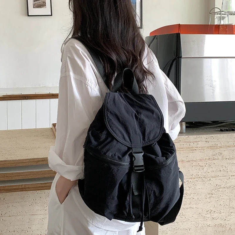 Korean Style Lady Popular Solid Colour Nylon Women Fashion Backpack Flap Drawstring Backpack Gentle Versatile Students Schoolbag