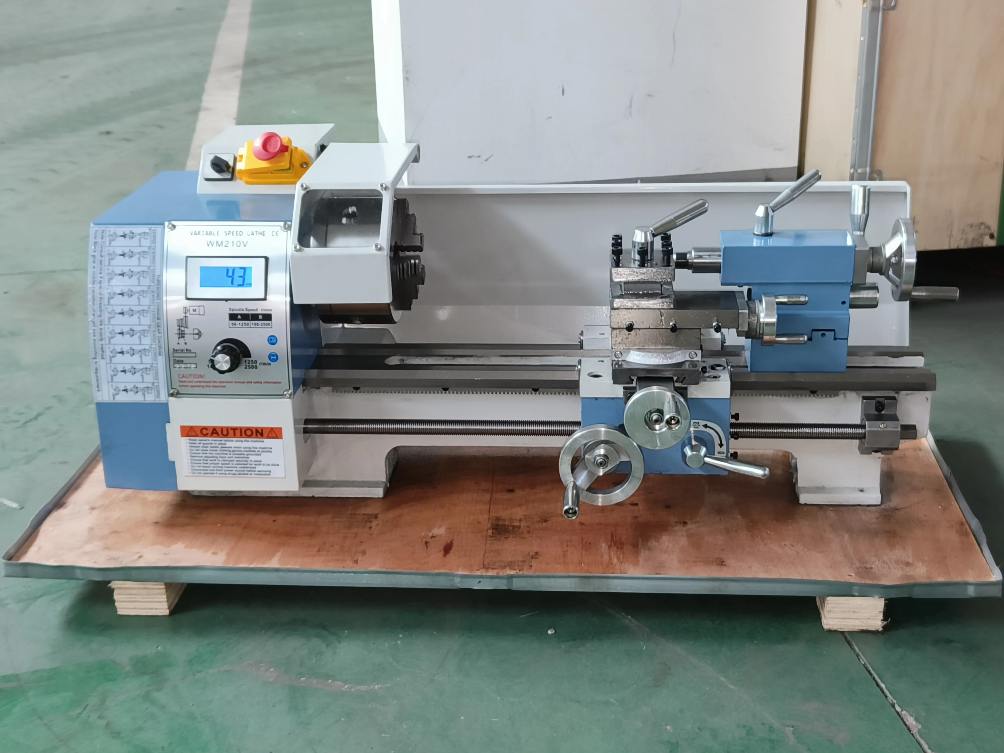 

Mini Lathe Machine Spindle Bore 38mm WM210V