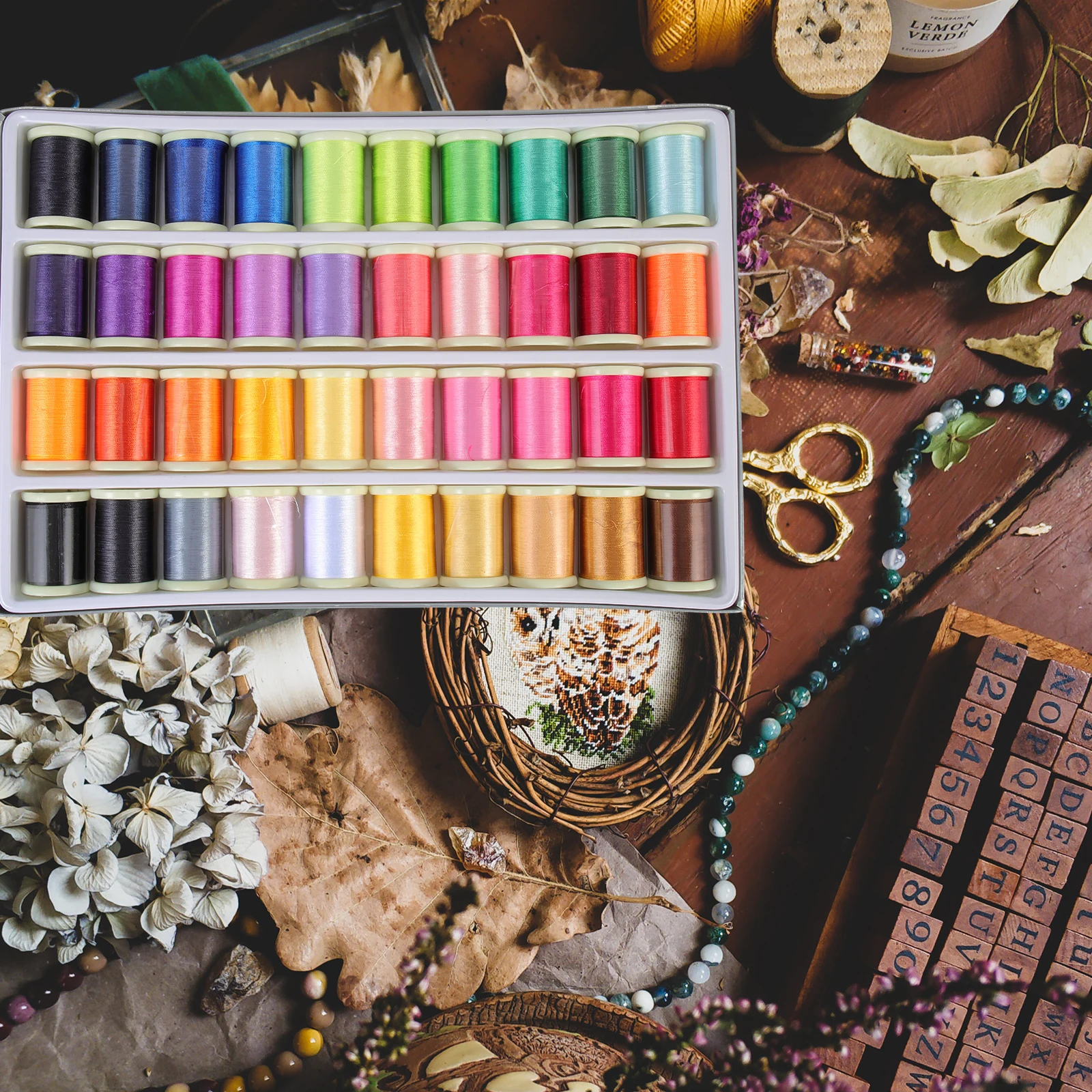 

40 рулонов ниток для швейной машины, набор ниток для шитья, блестящие вискозы, декоративные бытовые дорожные нитки, прочные, многофункциональные