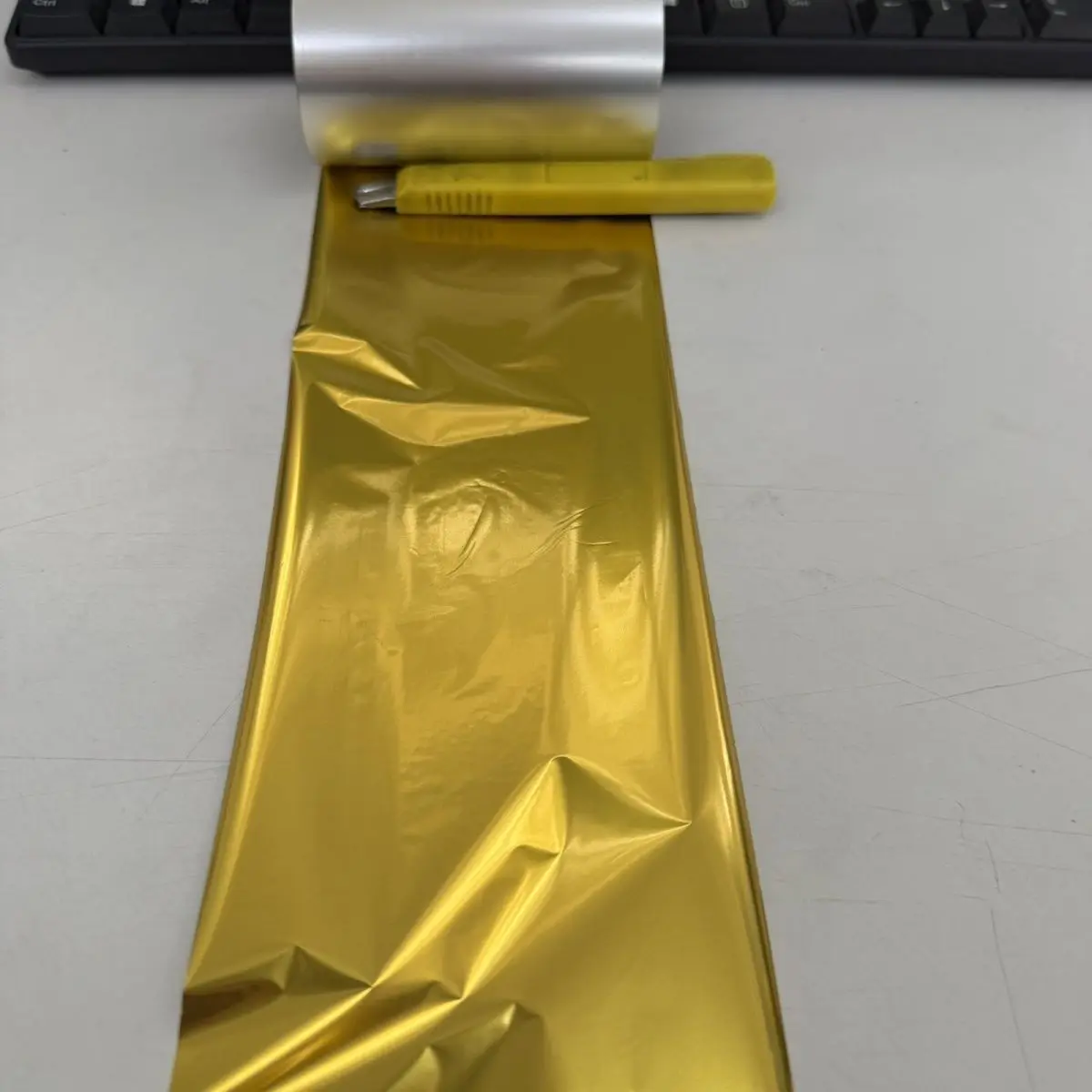 Shiny Gold Ink Foil Roll 200m Thermal Transfer Resin Ribbon Supports Satin Ribbon/Label Paper/Gift Bag Printing