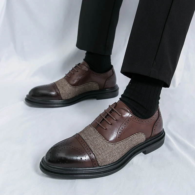 كتلة منحوتة حذاء رجالي بو بلون كعب منخفض الدانتيل يصل أحذية رجال الأعمال الكلاسيكية حجم كبير 38-46