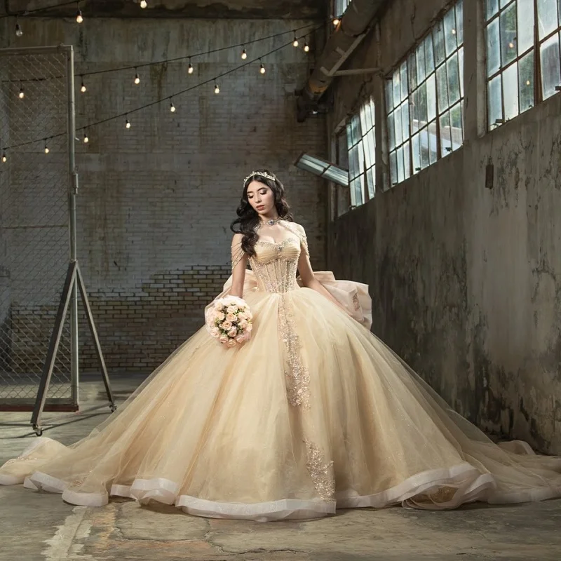 샴페인 퀸시에라 드레스 크리스탈 데칼 롱테일 글리터 플라워 데칼 보우 베스티도스 데 15 퀸시에라 ﻿ 맞춤 제작