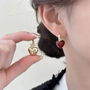 أنثى الحب الرجعية أقراط حمراء القرط مع المينا الفرنسية ميناء نمط مكانة السنة الجديدة الصينية عالية الجودة الإحساس أفضل 6 مبيعات للأقراط الصينية - رقم 1