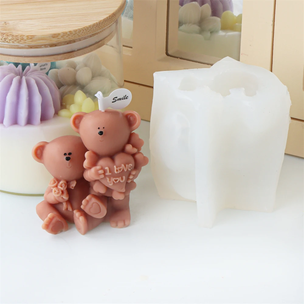 3D Bear Hug Love Heart Silicone Candle Mold Diy Cute Bear Pet Candle Making Supplies Handmade Plaster Resin Mold Home Decor Gift