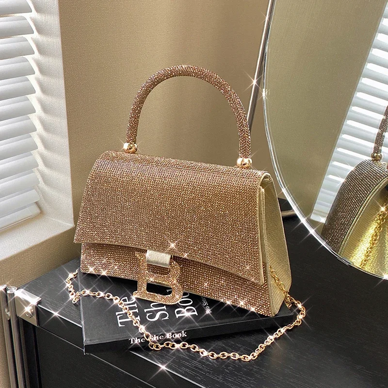 

Fashionable Leather Messenger Bag for Ladies, Crossbody and Shoulder Bag Combo, Women's Luxury Popular
