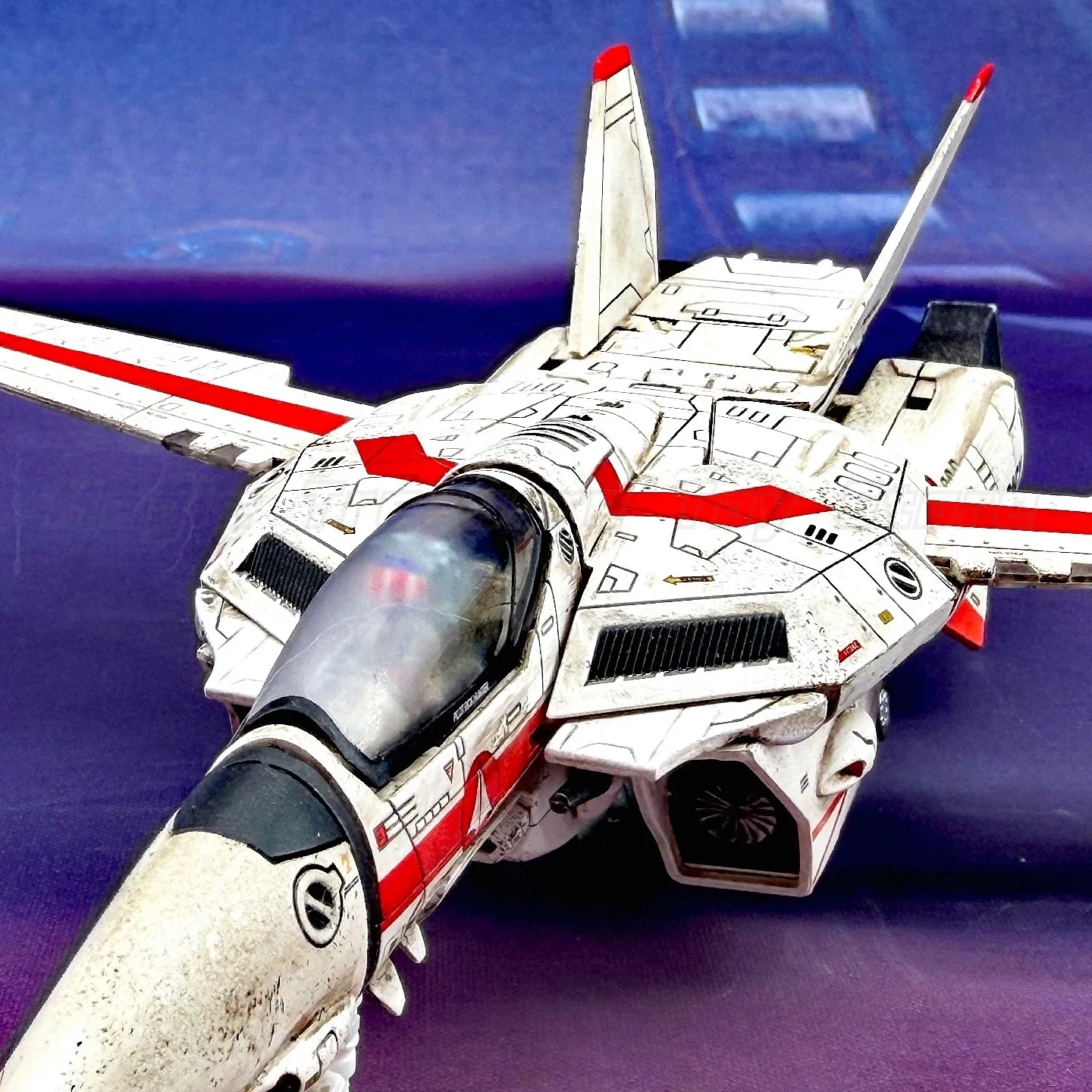 【En stock】Figura KitzConcept Robotech Macross VF-1J Ichijoki versión con pintura envejecida versión 2.5