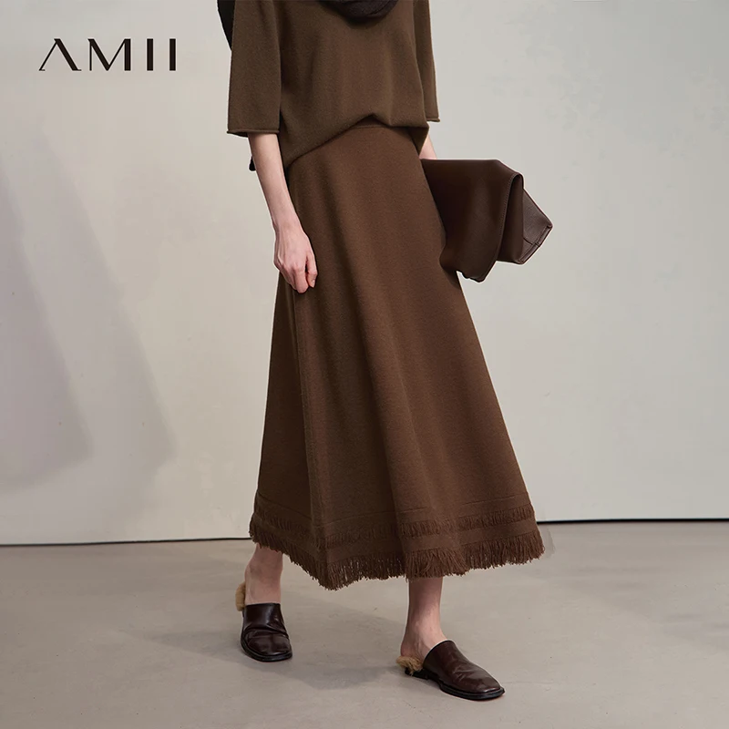 

AMII женская юбка 2025, зимняя минималистичная однотонная длинная юбка трапециевидной формы с кисточками для женщин, свободная трикотажная одежда, женская 12544018