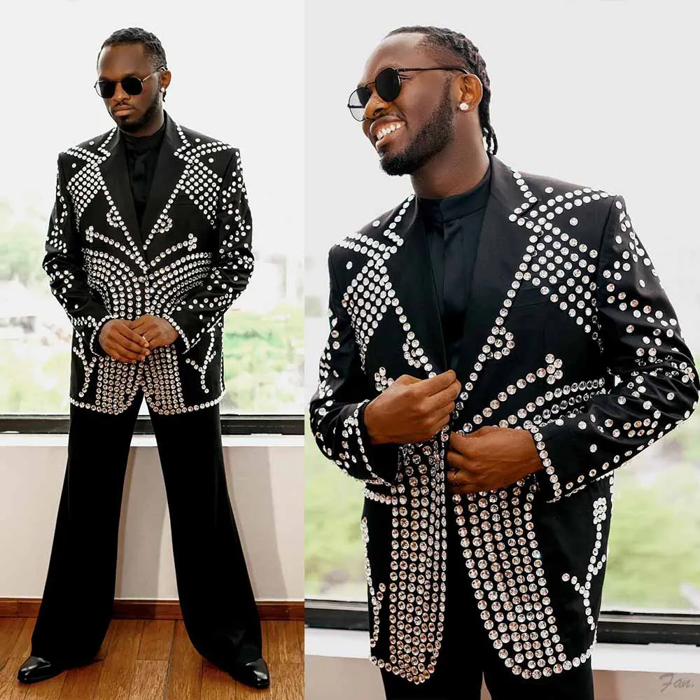 Designer Rhinestone Men Wedding Suits For Wedding Notched Lapel Tuxedo Groom Wear 2 Pcs Jacket Pants Evening Party Customized