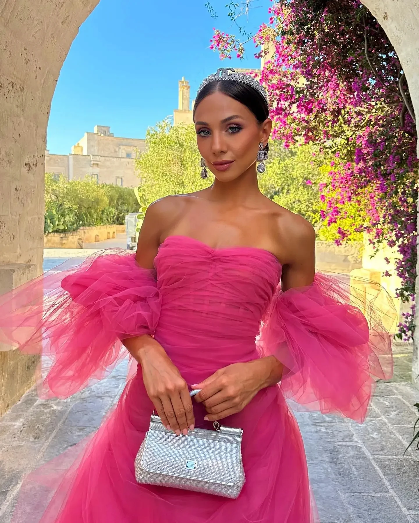 Vestido de fiesta de graduación bonito y exuberante, vestido de noche largo con volantes de tul y hombros descubiertos, vestidos largos de celebridades exuberantes hechos a medida