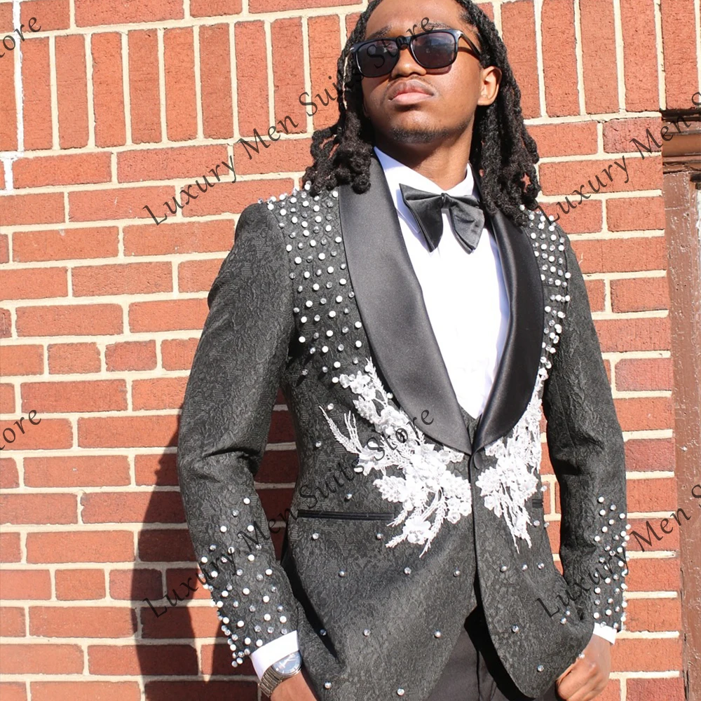 

Luxury Jacquard Suits for Male 3 Pieces Glitter Crystal Wedding Groom Tuxedos Customized Blazer Pants Vest robe mariage femme